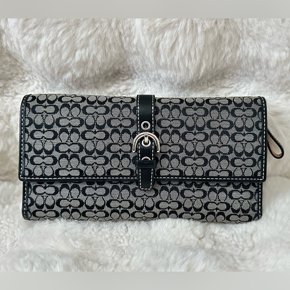 Coach Black and Gray Patterned Wallet